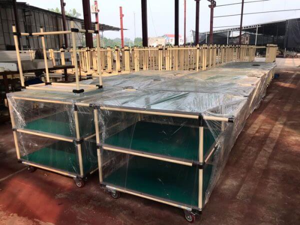 Bàn thao tác ống thép bọc nhựa 03