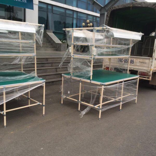 Bàn thao tác ống thép bọc nhựa 05