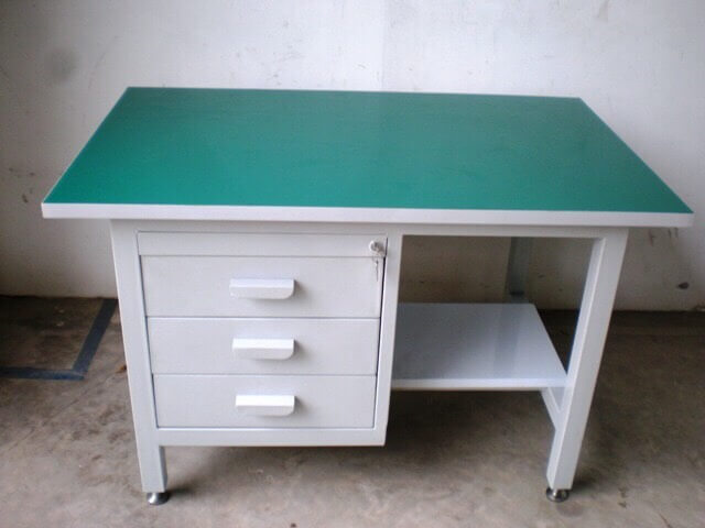 Bàn thao tác thép sơn tĩnh điện 05